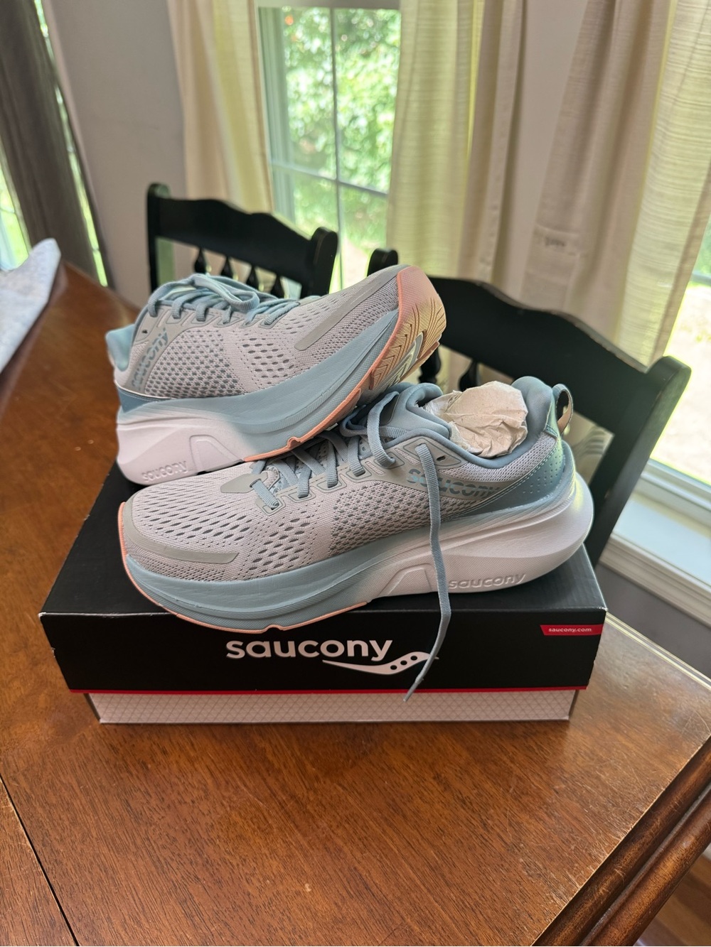 Saucony Women's Light Blue and Peach Running Sneakers